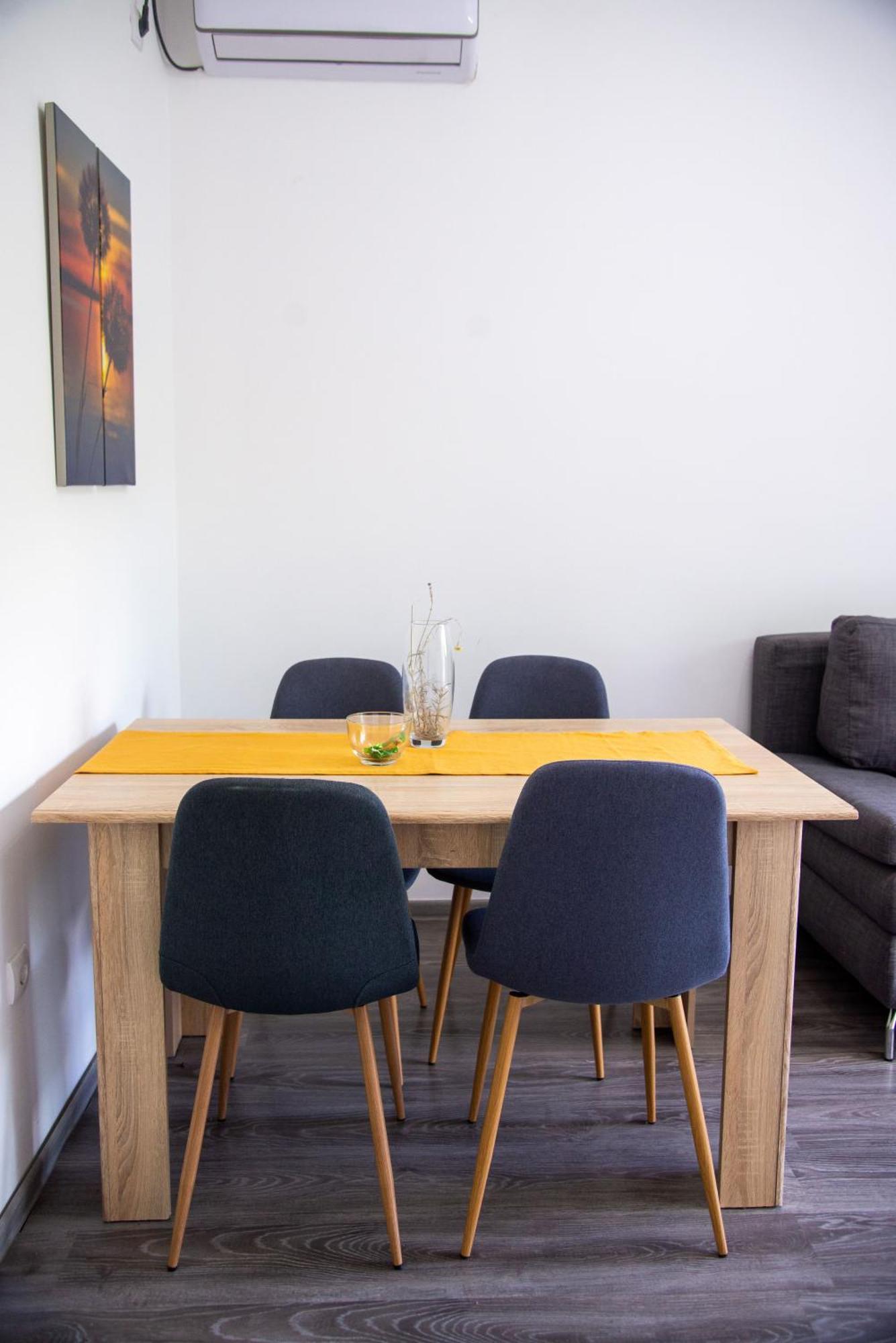 Apartmani Maslacak Връдник Екстериор снимка