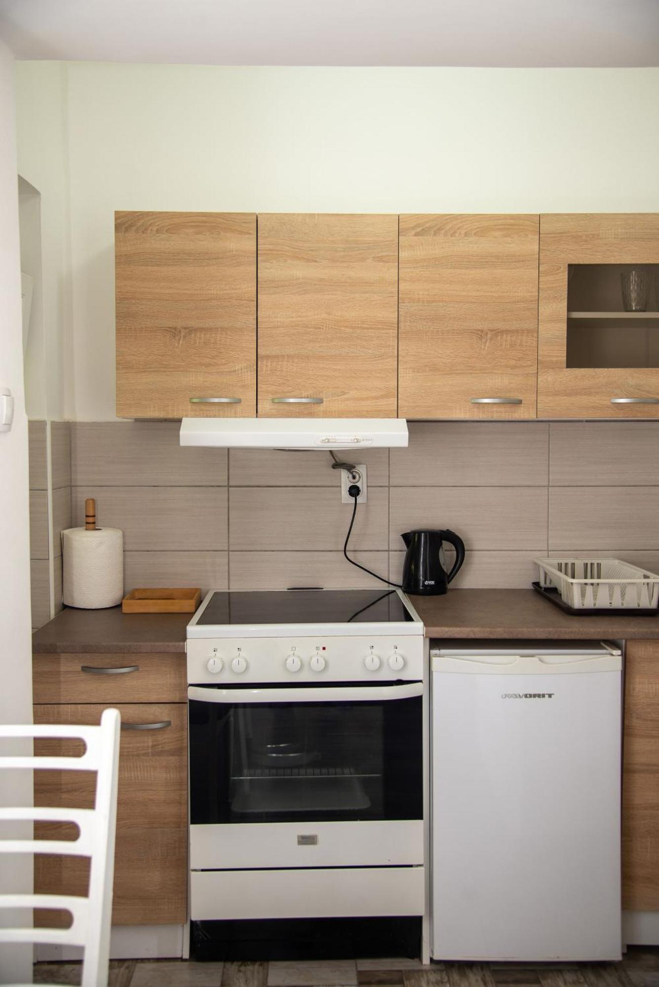 Apartmani Maslacak Връдник Екстериор снимка